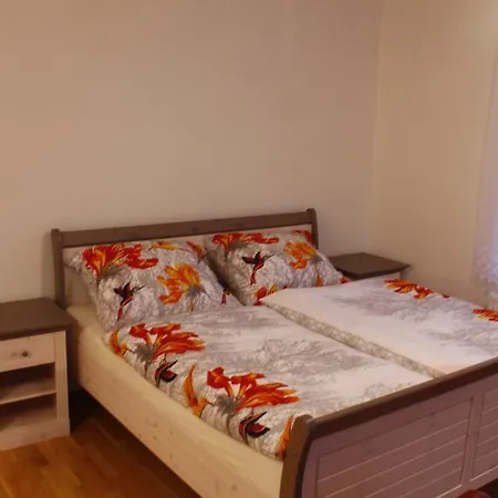 Hétvégi ház Na Namesti Nedvědice